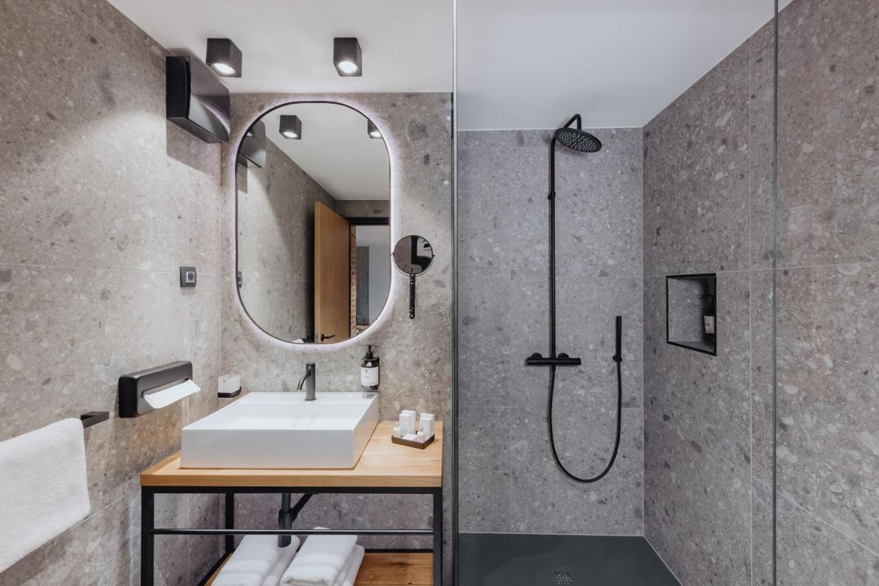Hotel One66 4*